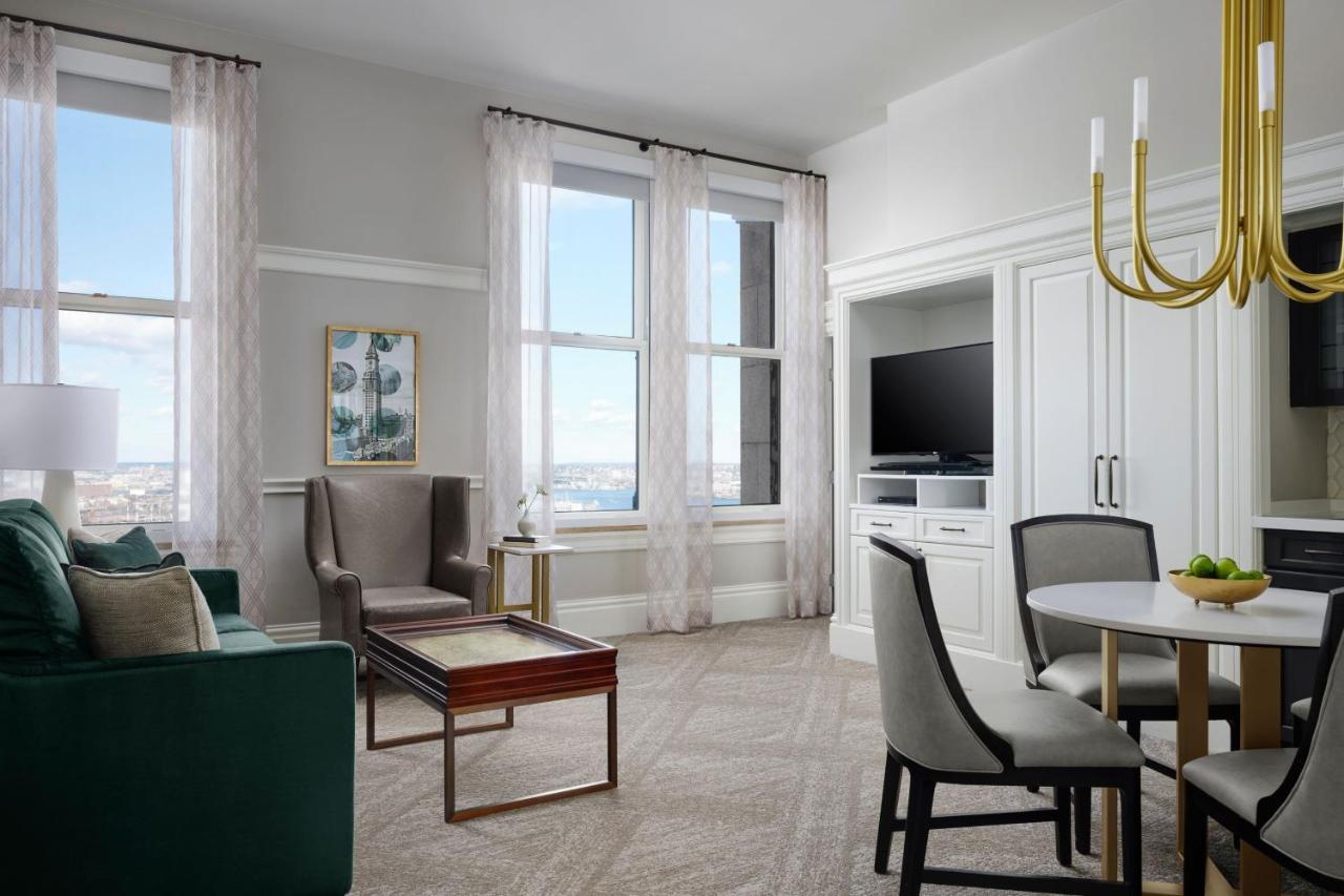 One-Bedroom Suite,1389977930:JPEG
