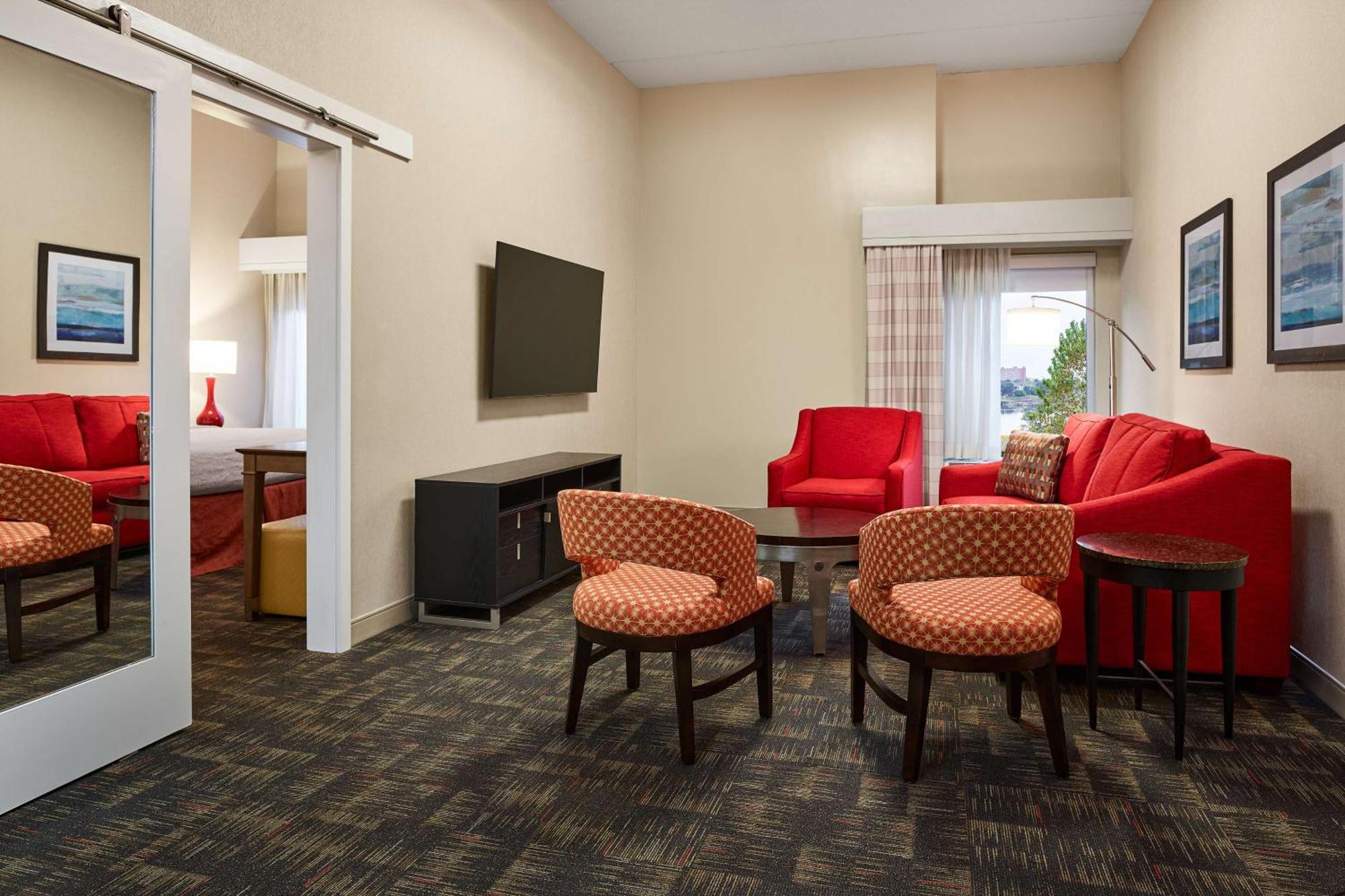 Hospitality King Suite Non-Smoking
