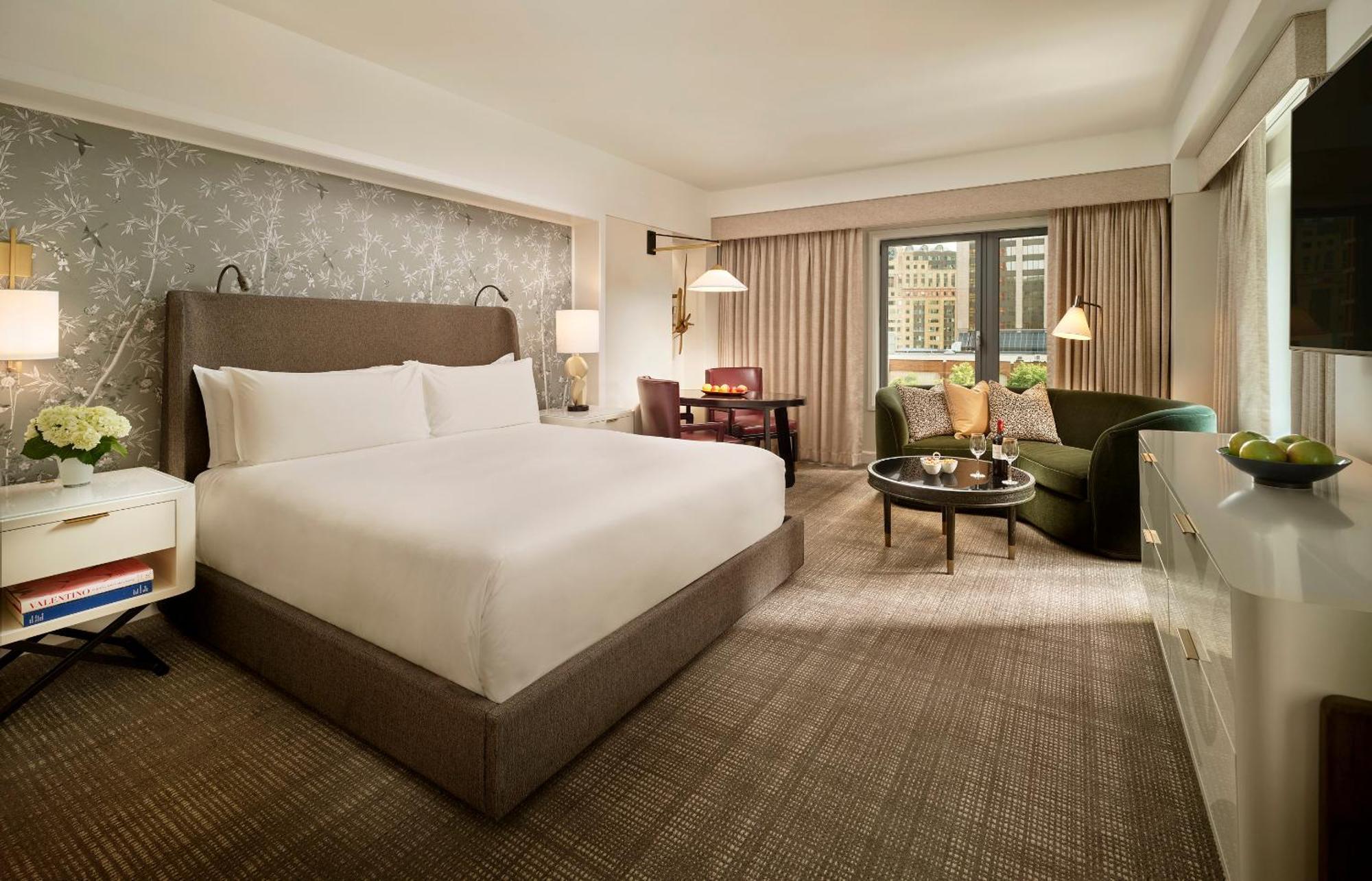 Junior King Suite