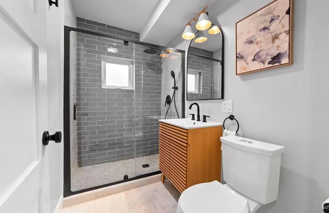 Charming Room-1