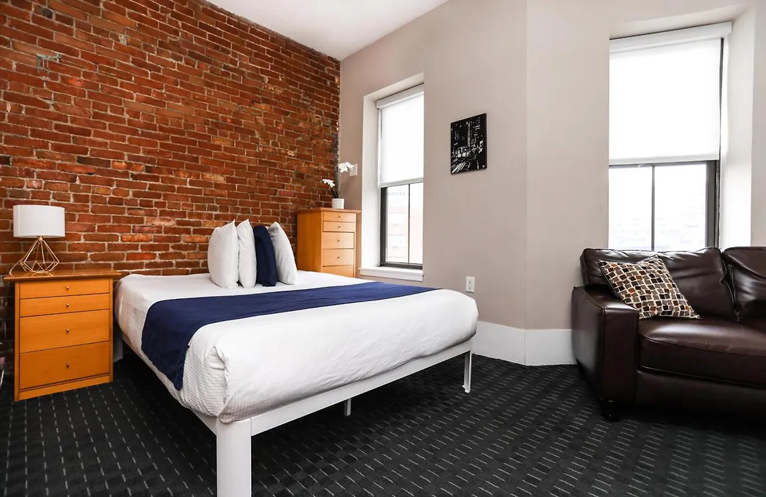 Cozy Downtown Studio, #41-1