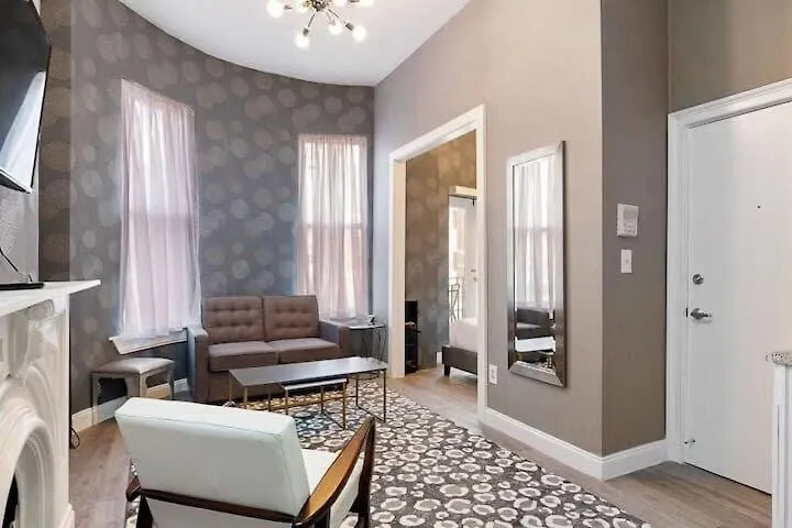 1-31 Excellent Location, Walk Everywhere Sleeps 3-1