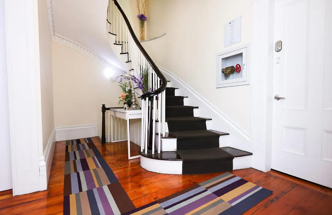 Charming & Stylish Studio On Beacon Hill #6-1