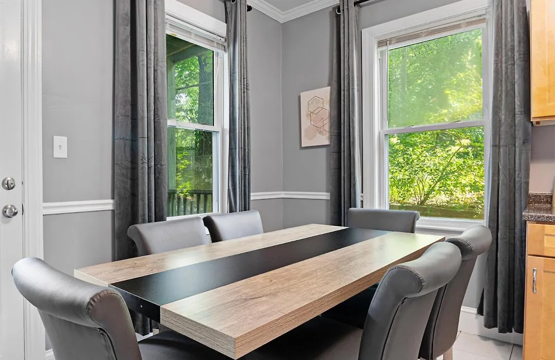 Spacious Apartments Near Ashmont-1