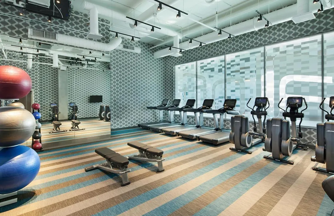 Aloft By Marriott Boston Seaport District-1