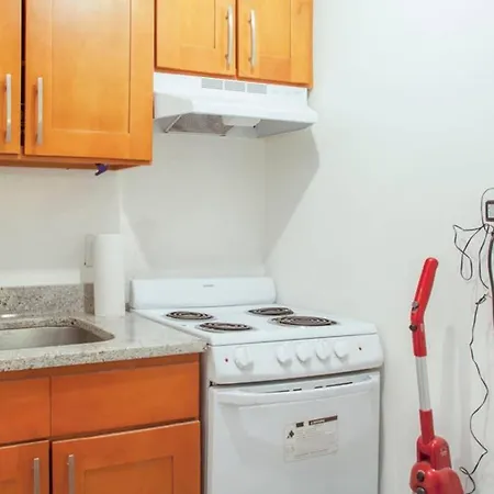 Downtown Studio Apt, Near Grocery And Hospitals-2