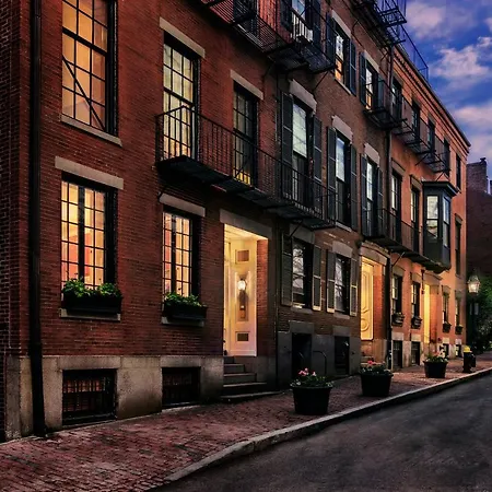 Charming & Stylish Studio On Beacon Hill #6-3