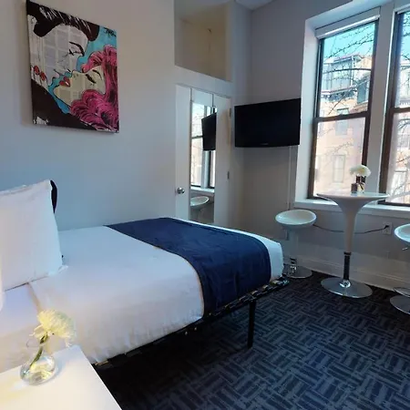 Charming Studio In Boston Brownstone, C. Ave #33-3