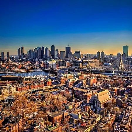 Global Luxury Suites At The Financial District-2