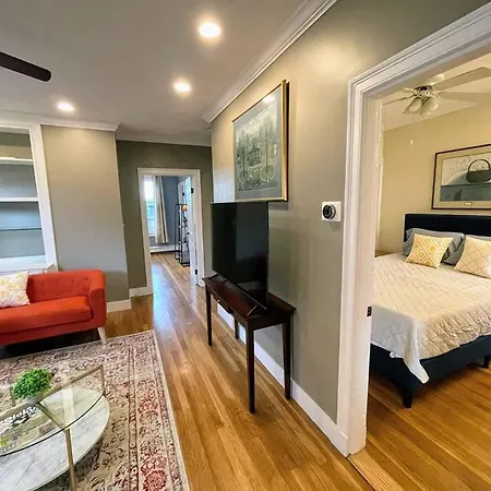 Executive Suite Harvard Allston 3 Bedrooms 2 Baths-3