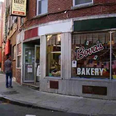 Celtics Bruins North End, Central Location 2-3