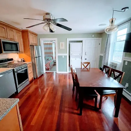 Executive Suite Harvard Allston 3 Bedrooms 2 Baths-2