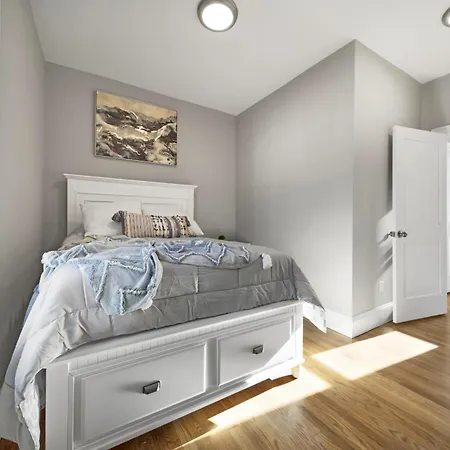 Spacious 4Br 2Bth Apt Near Nu-3