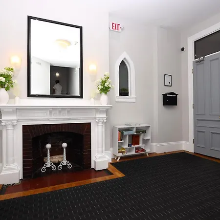 Charming Studio On Boston'S Iconic Newbury St. #8-3