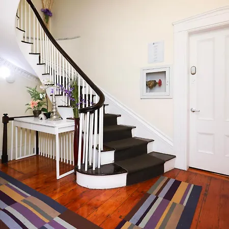 Charming & Stylish Studio On Beacon Hill #2-3