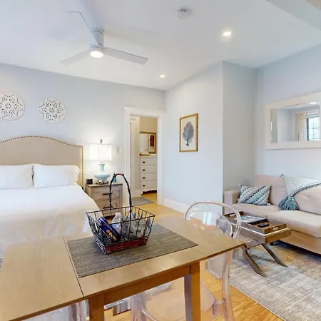 Renovated, Spacious Studio, Near Bc, Bu, Porch-3