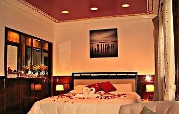 Royalton Suites-3