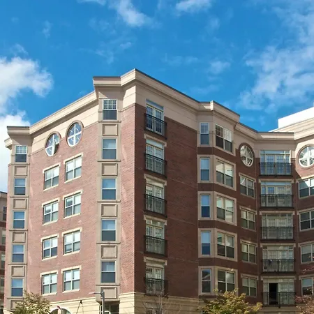 Global Suites At Victory Gardens-3