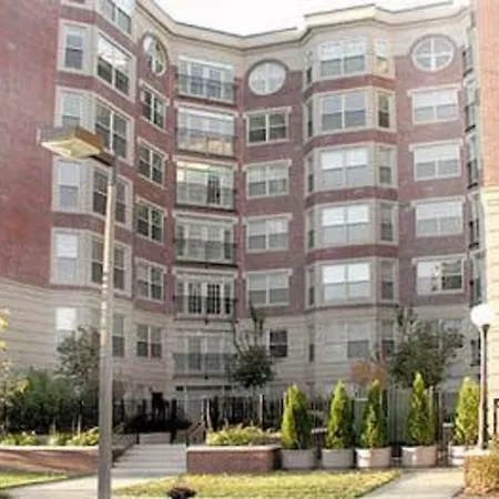 Global Suites At Victory Gardens-2