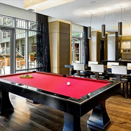 Global Luxury Suites At China Town-3