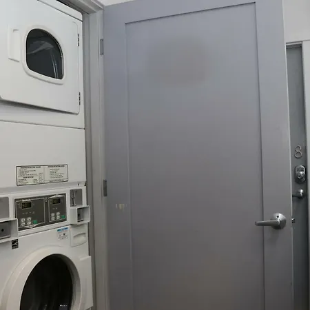 Stylish Studio On Newbury Street, #10-2