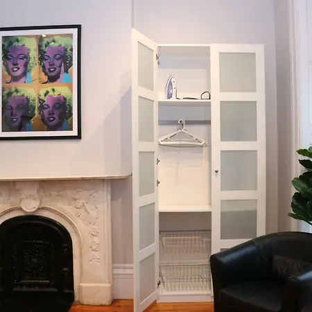 Charming & Stylish Studio On Beacon Hill #8-3